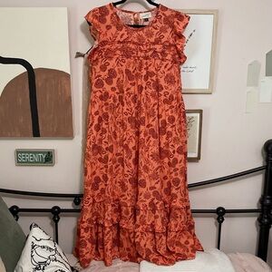 ☽ coral, floral dress